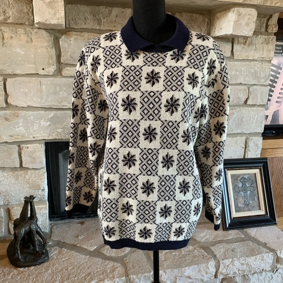 Alfred Dunner Navy Sweater Geometric Print - Picture 3 of 11